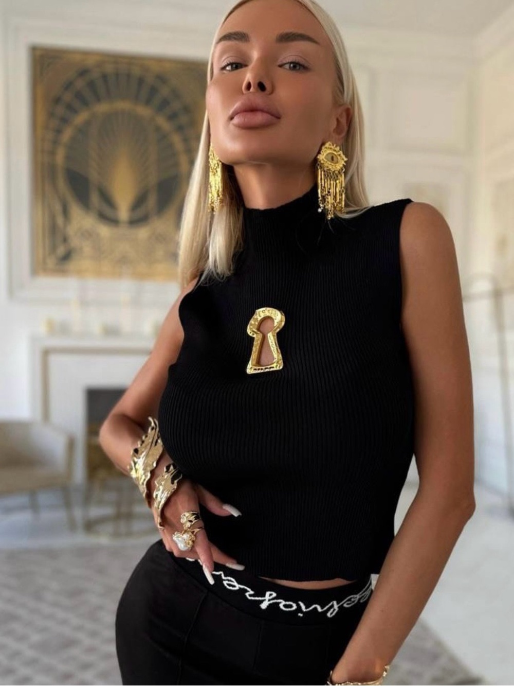 Schiaparelli luxury top - Picture 2 of 5
